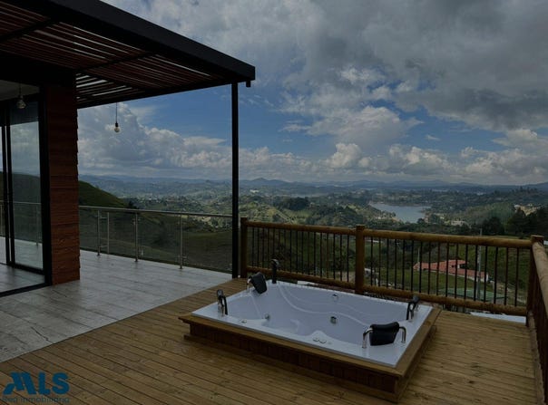unit: 38, Guatapé, Guatapé