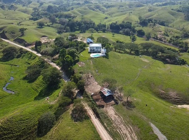 10-51 Cra. 7, Puerto Berrío, Antioquia 053420