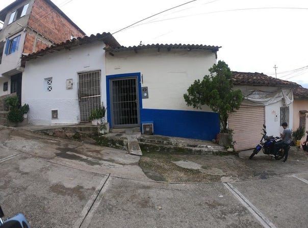 CARRERA 34B # 108 - 15 BARRIO CALDAS, Bucaramanga, Santander