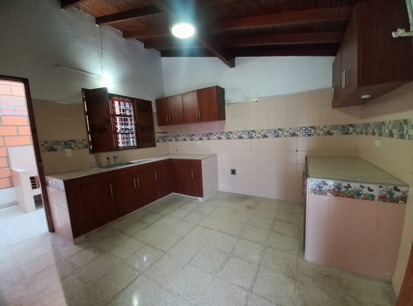 VEREDA EL BARRO GIRARDOTA, Girardota, Antioquia 051038