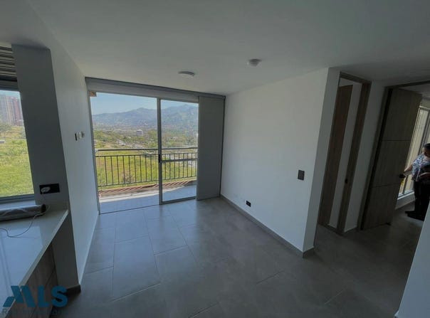 unit: 1208, Bello, Bello