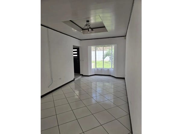 Charming House in Poás with Mountain Views - Perfect Family Home!: House For Sale in San Pedro, San Pedro, Alajuela