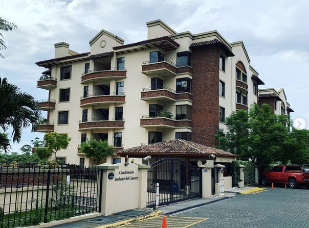 Se Vende Apartamento en Condominio Condado del Country, Escazu, Cerca de el Country Club: Condominium For Sale in San Rafael, San Rafael, San José