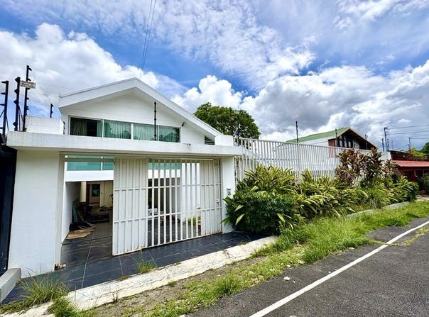 House For Sale in Bello Horizonte, Bello Horizonte, San José