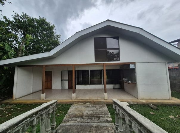 LOCAL EN ALQUILER, BARRIO LOURDES.: Strip Center Unit For Rent in San Isidro del General, San Isidro del General, San José