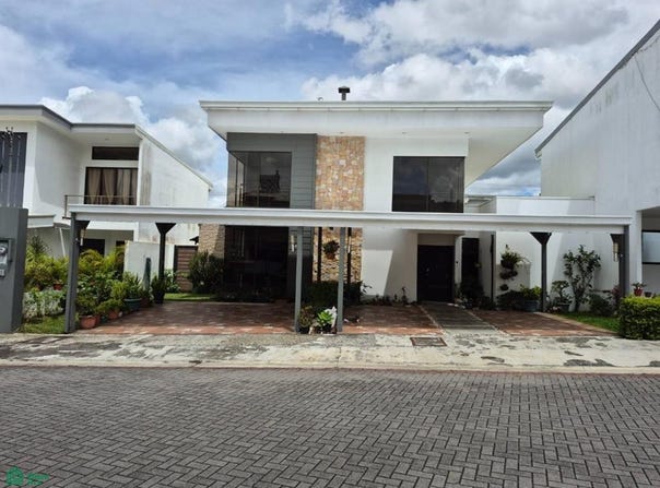 Cartago 9.882772706916816, -83.92592649353176, San Nicolás, Central, Cartago,, Cartago