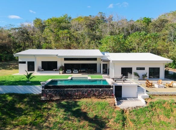 Casa Rico: Exquisite Luxury Mountain Retreat in Playa Grande, Playa Grande, Guanacaste