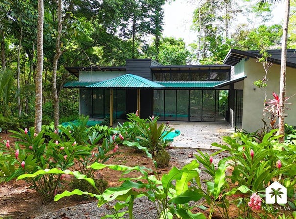 Calle El Refugio, Punta Uva, Limón Province