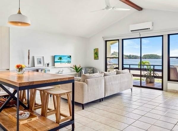 Pacific Beach #10: Fully Renovated One-Bedroom with Panoramic Ocean & Marina Views, Playa Potrero, Guanacaste 50304