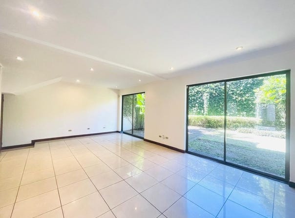 House for sale in Condominium with garden Belén Heredia Costa Rica, Belen, Heredia