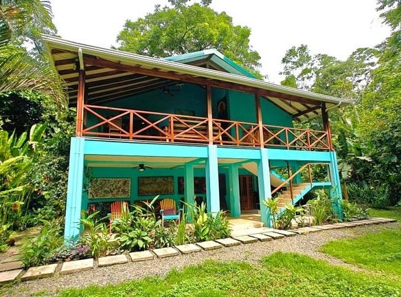 ID 745: Playa Chiquita, 3 Homes, 5, 180sqm Titled Lot: A Secluded Haven Steps from the Sea, Puerto Viejo, Limón 70403