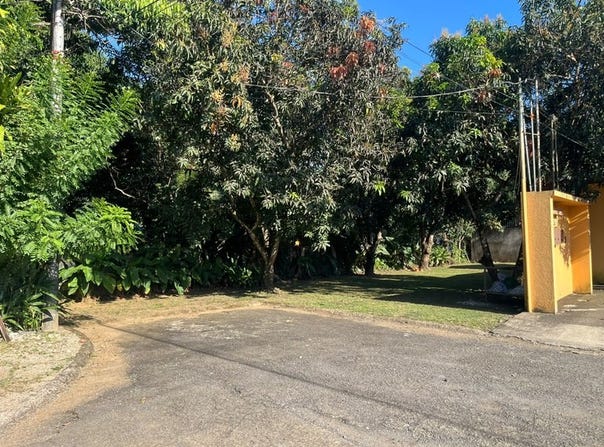 Near the Coast Home Construction Site For Sale in Playa HerraduraDe Plaza Herradura 1 kl al Este, 50 m Norte y 50 m Oeste, Playa Herradura, Puntarenas 61101