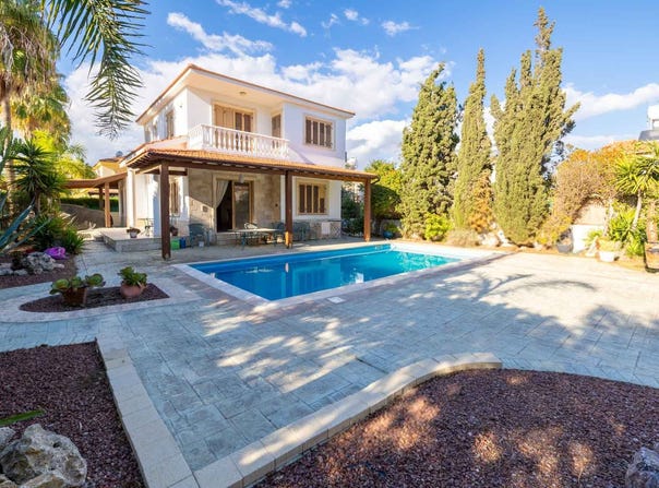 Perivolia, Larnaca