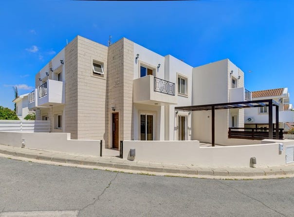 Pýla, Larnaca