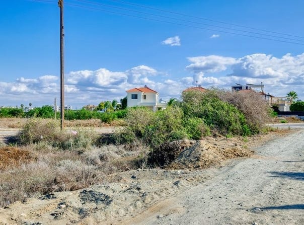 Perivólia, Larnaca
