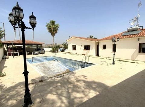 Lárnax, Larnaca