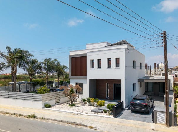 Oroklini, Larnaca