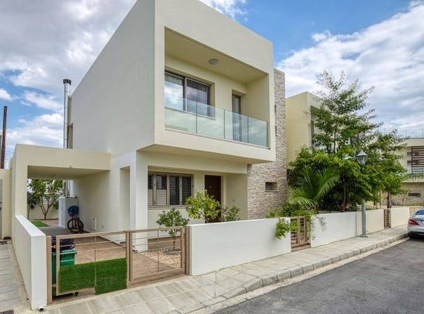Meneou, Larnaca