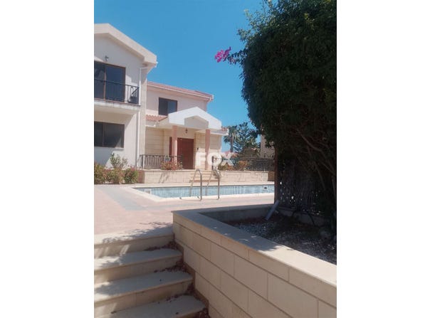 Mouttagiáka, Limassol