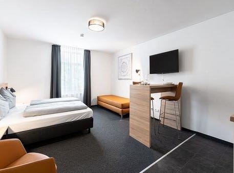 Seligenthaler Straße, 40, Landshut, Bayern 84034