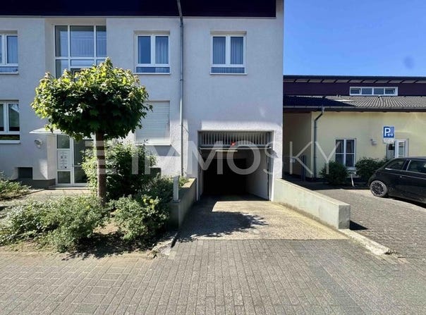 Köln, North Rhine-Westphalia 51109