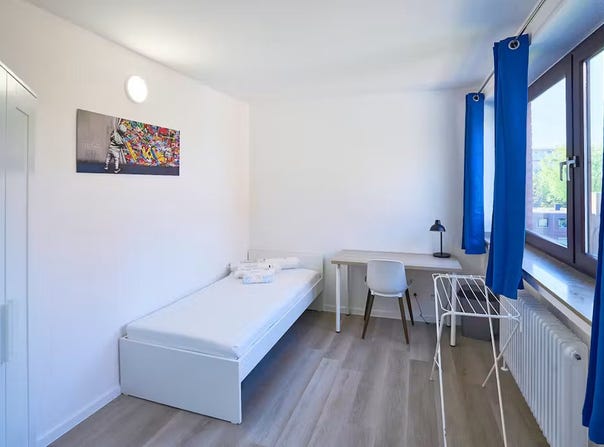 Kölner Landstraße, Düsseldorf, North Rhine-Westphalia 40591