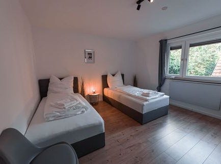 Forsthausstraße, 5, Stuttgart, Baden-Württemberg 70469