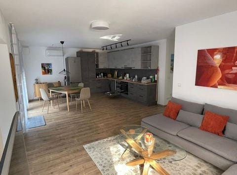Uhlandstraße, 2, Darmstadt, Hessen 64297