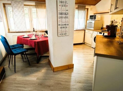Hauptstraße, 115, Niefern-Öschelbronn, Baden-Württemberg 75223