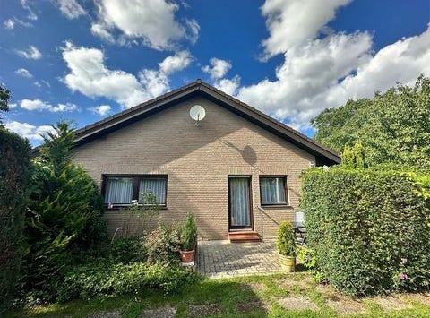 Am Berge, 79, Hoppegarten, Brandenburg 15366