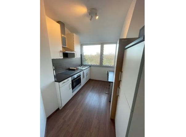 Heerdter Landstraße, Düsseldorf, North Rhine-Westphalia 40549