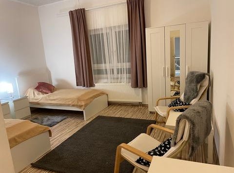 In der Roterde, 25, Frankfurt am Main, Hessen 60435