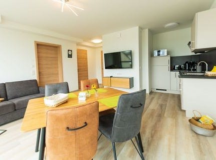 Cloefstraße, 27, Mettlach, Saarland 66693