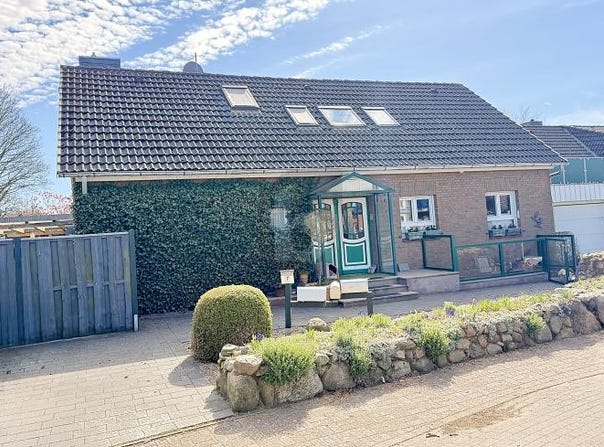 Kutenholz, Lower Saxony 27449