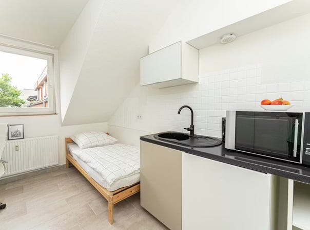 Lienemannstraße, Berlin, Berlin 13403