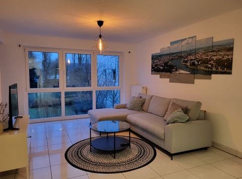Winninger Straße, 35, Koblenz, Rheinland-Pfalz 56072