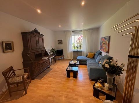 Emsdorfer Straße, 7, Frankfurt am Main, Hessen 60433