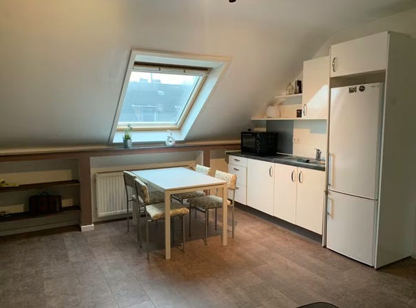 Hermann-Unger-Allee, Meerbusch, North Rhine-Westphalia 40667