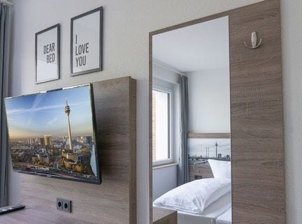 Novesiastraße, 60, Kaarst, Nordrhein-Westfalen 41564