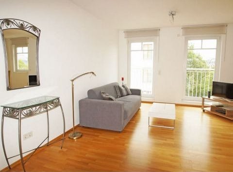 Schifferstraße, 22, Frankfurt am Main, Hessen 60594