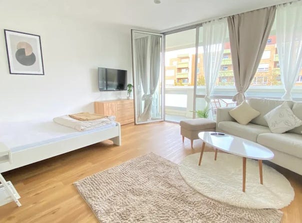 Sigmund-Freud-Straße, Frankfurt am Main, Hessen 60435