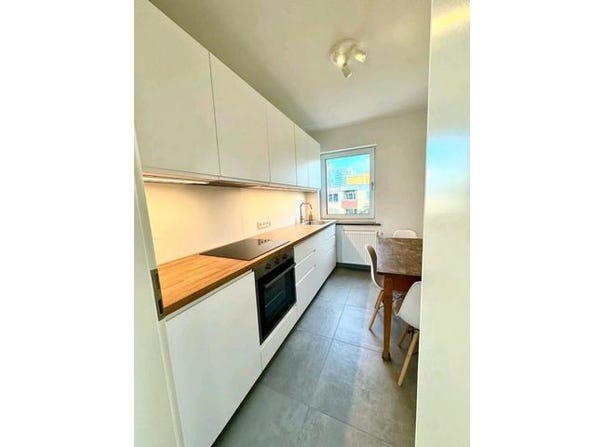 Brühler Weg, 71, Meerbusch, Nordrhein-Westfalen 40667
