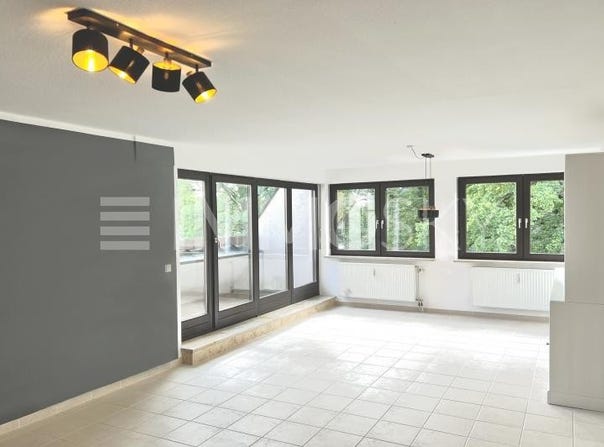 Bahnhofstraße 14, Feucht, Bavaria 90537