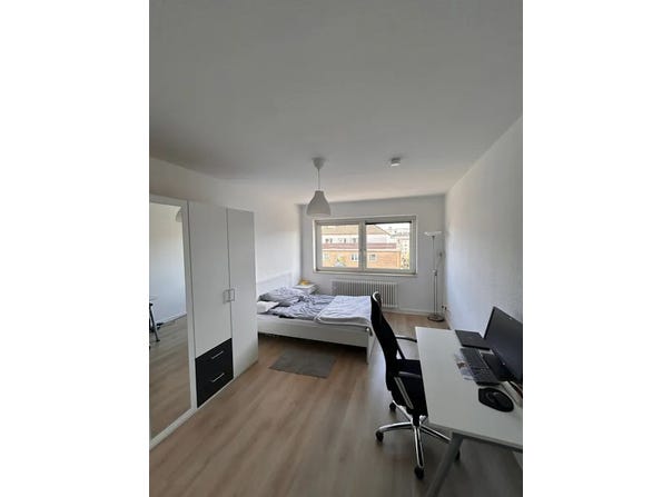 Kölner Straße, Düsseldorf, North Rhine-Westphalia 40211