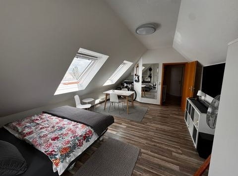 Niederurseler Landstraße, 166, Frankfurt am Main, Hessen 60439