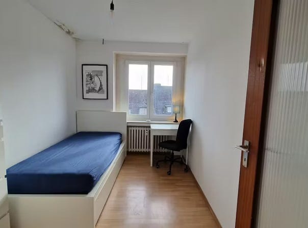 Volmerswerther Straße, Düsseldorf, North Rhine-Westphalia 40221