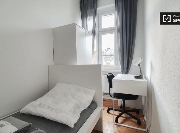 berlin, Berlin 12053