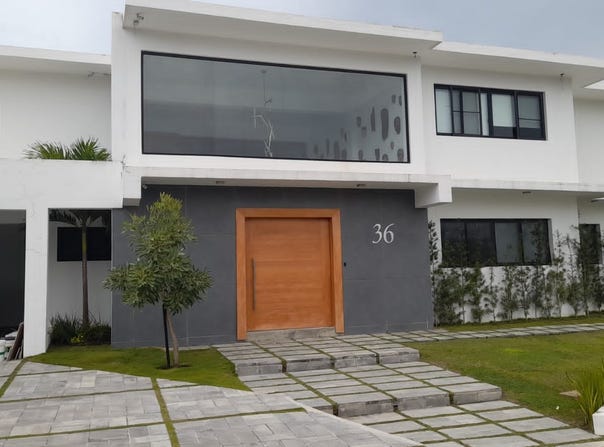 Isabel Villas, Santo Domingo de Guzmán, Distrito Nacional
