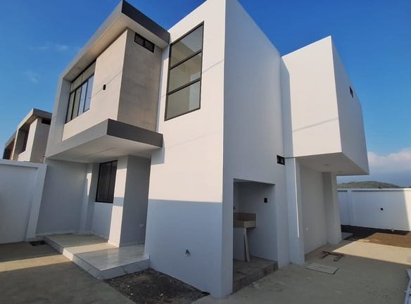 Casa Zona Norte: House For Sale in Portoviejo Rancho Papacho, Portoviejo, Manabí