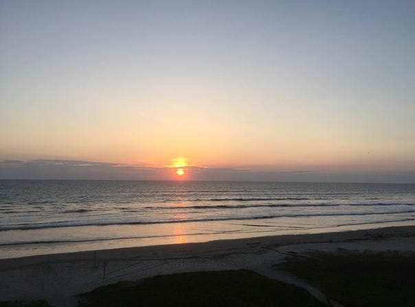 BEACHFRONT in GATED COMMUNITY - Beautiful Remodel On The Beachlot A2-1, El Matal, Manabí